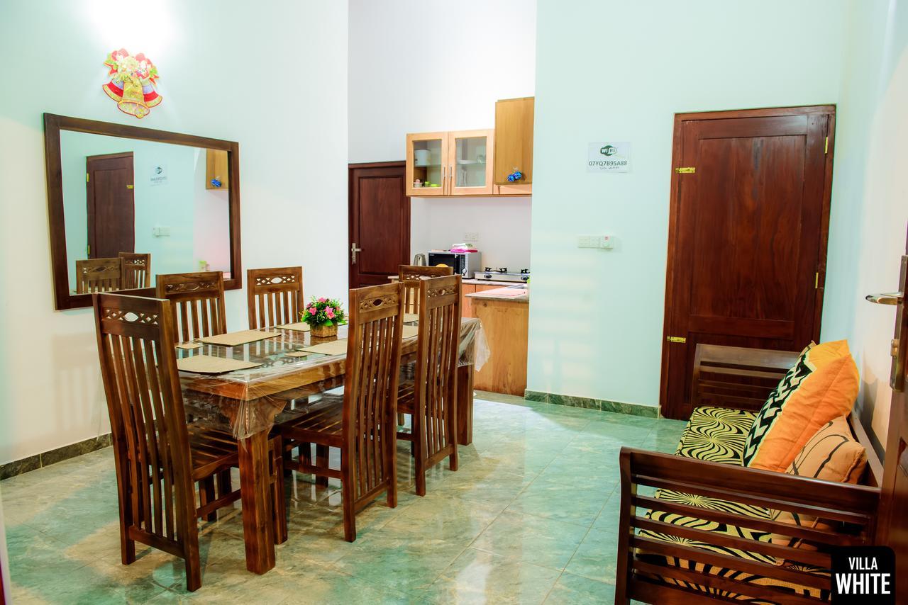 Villa White Hikkaduwa Luaran gambar