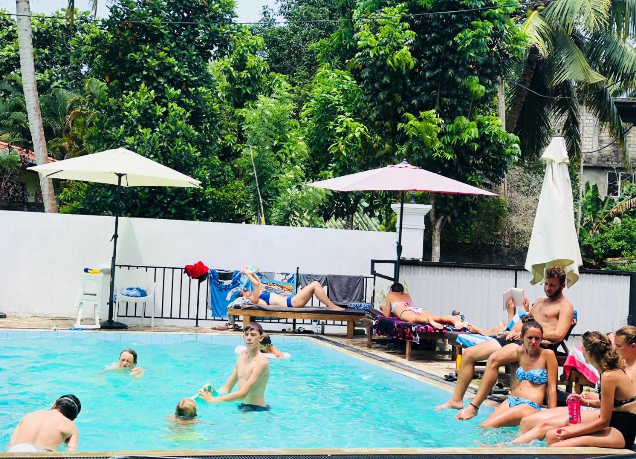 Villa White Hikkaduwa Luaran gambar